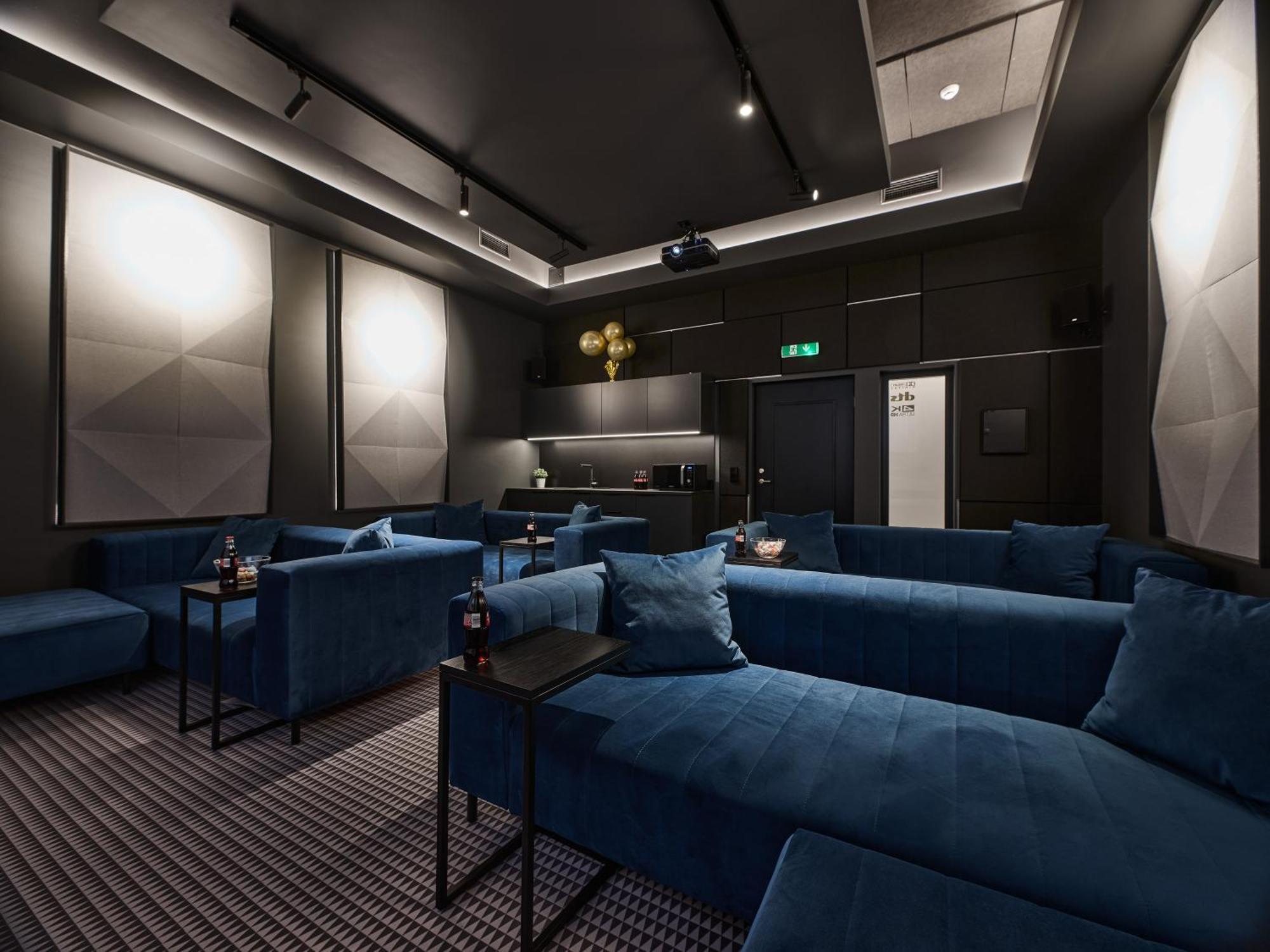 Апартаменты Tempus Te Premium Duo Lofts Tartu - Private Cinema, Gym And Terrace Экстерьер фото